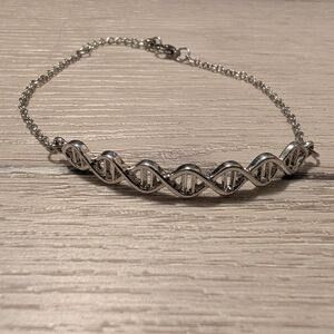 Joulery DNA Bracelet (Silver)